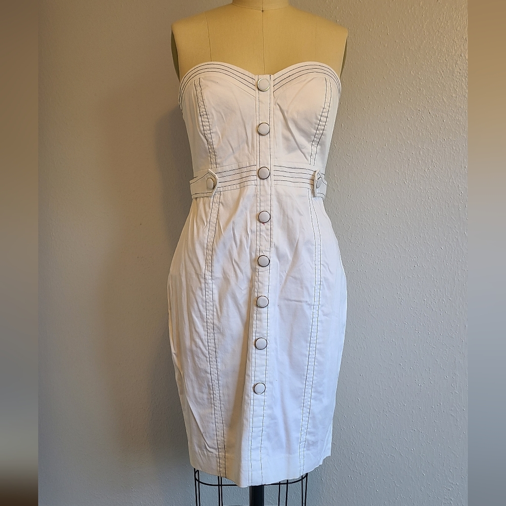 White dress strapless